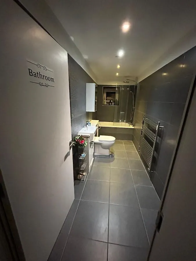 Homestay Modern Double Room With Sofa Edinburgh United Kingdom